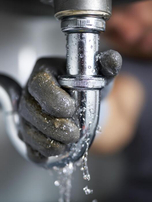 leaky pipe image